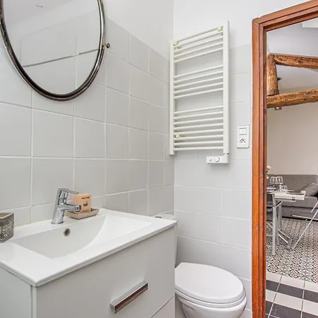 Bastion Ideally Located, Brightness, Sea Views 4* Mentone