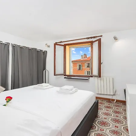 Aparthotel Bastion Ideally Located, Brightness, Sea Views